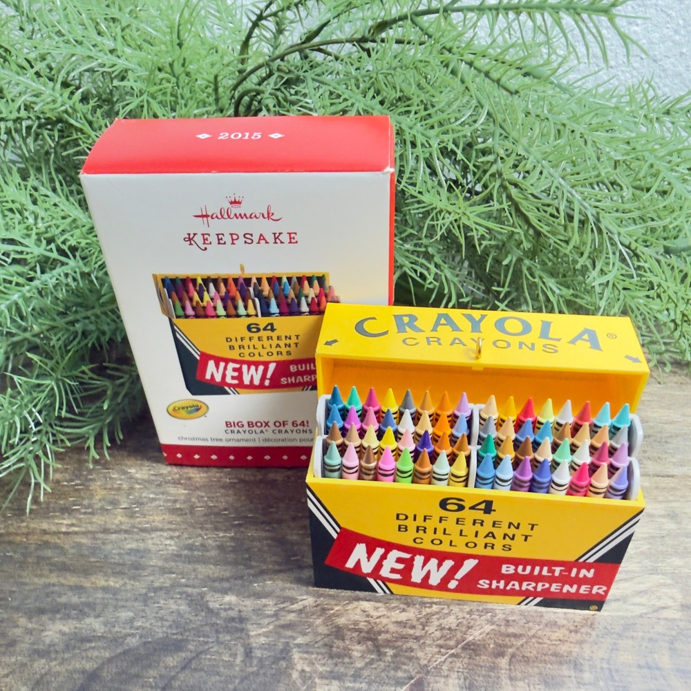 2015 Hallmark Keepsake Crayola Big Box of 64 Crayons Ornament QXI2352